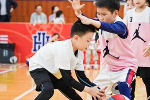 标题:儿童篮球班有哪些有趣的罚球训练活动?全面解析与实用建议
